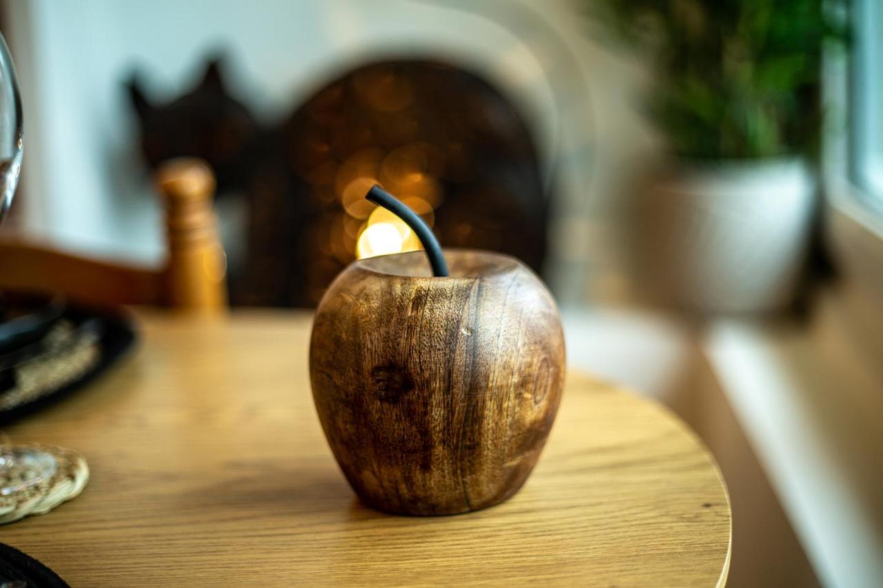 Suite Indus - Jardin, Netflix Et Parking - Le Manoir Aux Pommes Orbec Dış mekan fotoğraf
